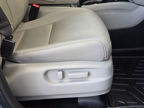 Used 2022 Honda Pilot Elite image 29