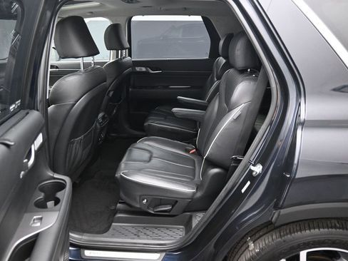 Used 2023 Hyundai Palisade Limited w/ Cargo Package image 19