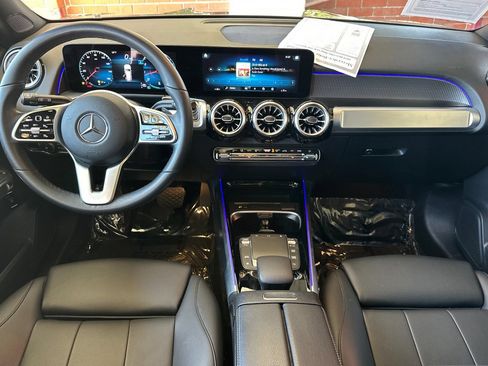 Certified 2022 Mercedes-Benz GLB 250 4MATIC image 19