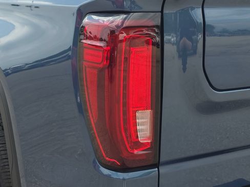 Certified 2024 GMC Sierra 1500 SLT w/ SLT Convenience Package AWD/4WD image 35