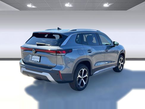 New 2026 Volkswagen Tiguan SE AWD/4WD image 9