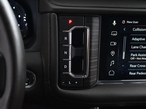 Used 2023 GMC Yukon XL Denali AWD/4WD image 39