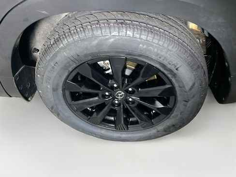 Used 2025 MAZDA CX-50 AWD 2.5 S w/ Premium Package image 11