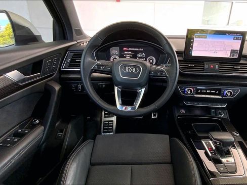 Used 2022 Audi SQ5 Premium Plus w/ Premium Plus Package AWD/4WD image 6