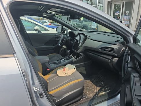 Used 2024 Subaru Crosstrek 2.5i Sport AWD/4WD image 9