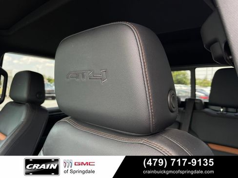 Used 2024 GMC Sierra 1500 AT4 w/ Technology Package AWD/4WD image 22