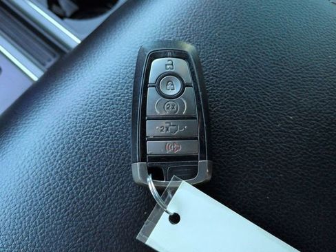 Certified 2019 Ford F150 Raptor w/ Equipment Group 802A Luxury image 29