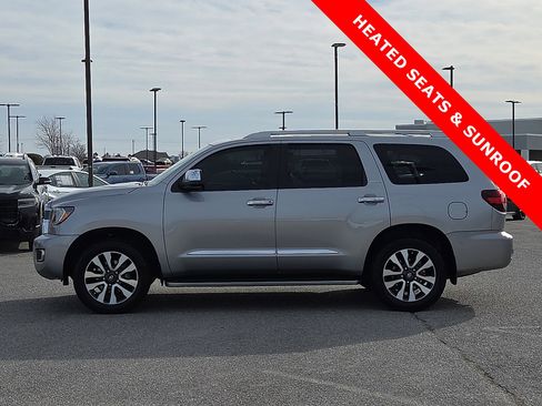 Used 2018 Toyota Sequoia Limited w/ Safety & Convenience Package image 3