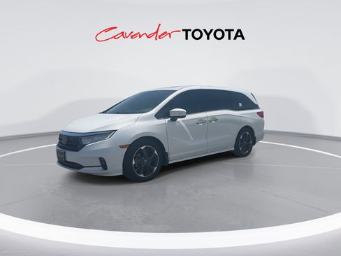 Used 2024 Honda Odyssey Elite image 4