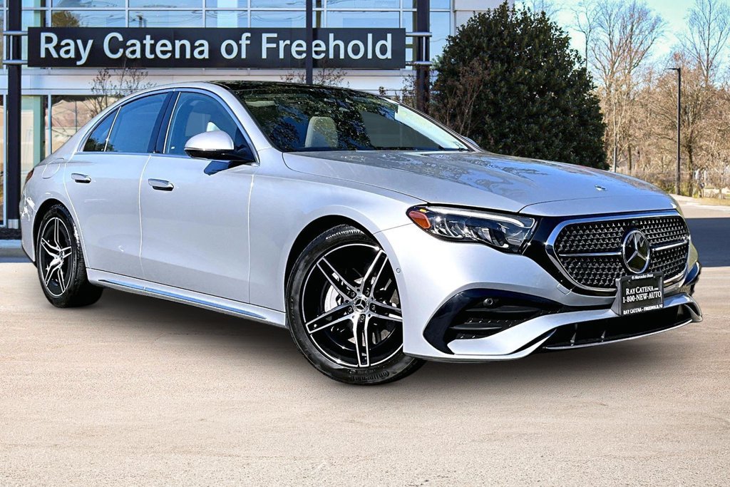 Used 2024 Mercedes-Benz E 450 4MATIC Sedan image 11