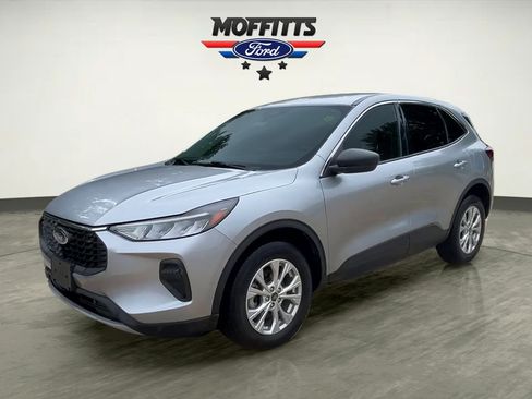 Used 2023 Ford Escape Active AWD/4WD image 1