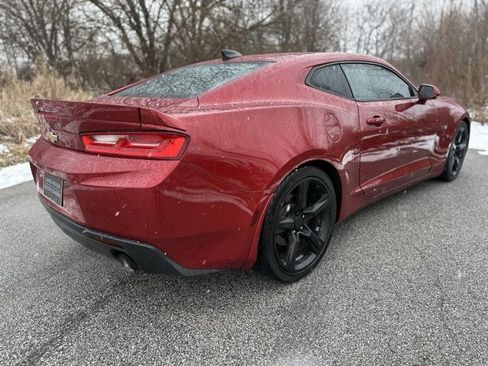 Used 2017 Chevrolet Camaro LT w/ Technology Package image 5