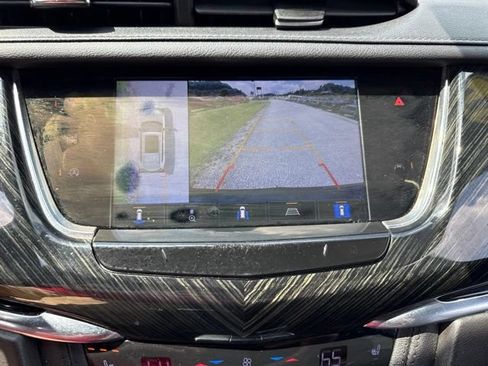 Used 2022 Cadillac XT6 Premium Luxury w/ Technology Package AWD/4WD image 46