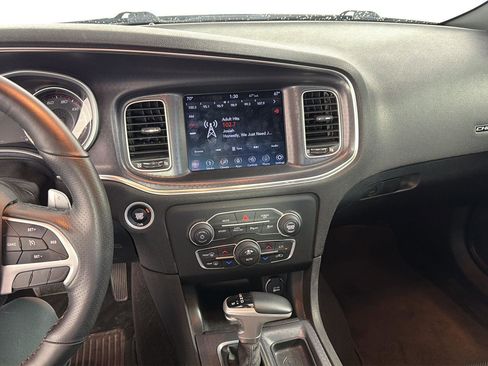 Used 2018 Dodge Charger GT AWD/4WD image 8