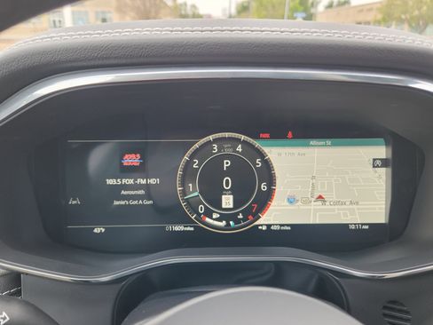 Certified 2025 Jaguar F-PACE R-Dynamic S AWD/4WD image 8