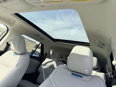 New 2026 Ford Explorer Platinum w/ LUX Leather Package image 20