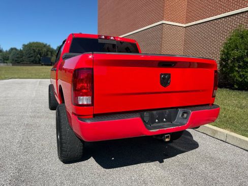 Used 2018 RAM 1500 Classic SLT AWD/4WD image 11