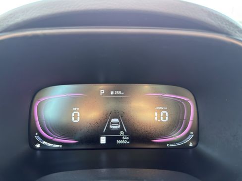 Used 2024 Kia Soul LX w/ LX Technology Package image 16