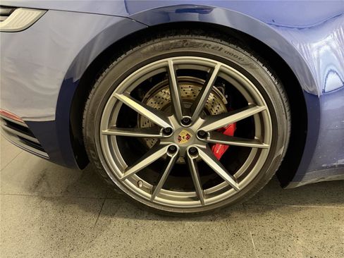 Certified 2022 Porsche 911 Carrera 4S image 13