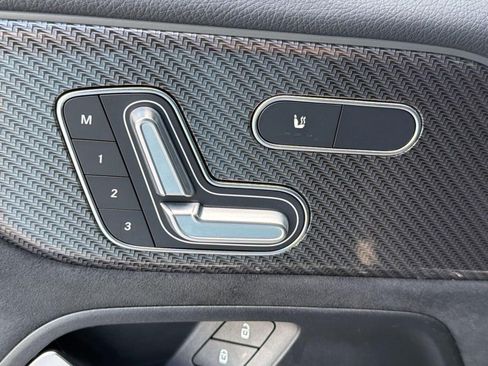 Certified 2024 Mercedes-Benz GLB 250 image 22