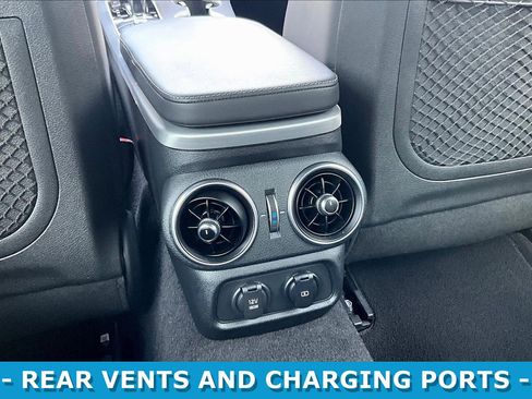 Used 2020 Kia Stinger GT2 image 11