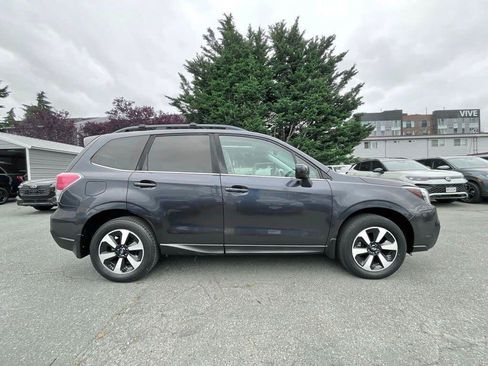Used 2017 Subaru Forester 2.5i Limited w/ Protection Package #2 AWD/4WD image 9