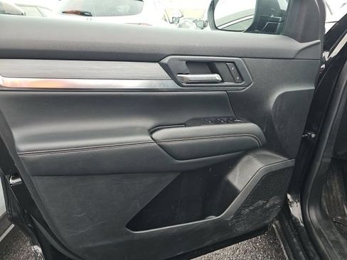 Used 2025 GMC Terrain Elevation AWD/4WD image 14