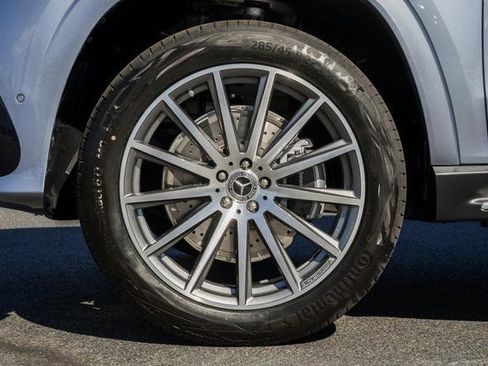 New 2026 Mercedes-Benz GLS 450 4MATIC image 18