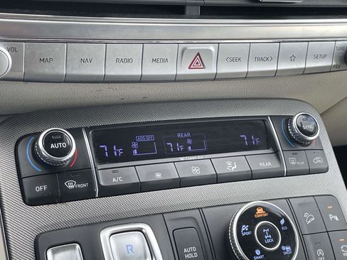 Used 2020 Hyundai Palisade Limited AWD/4WD image 27