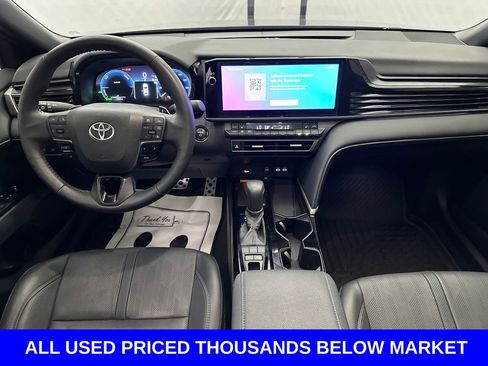 Used 2025 Toyota Camry XSE FWD image 22