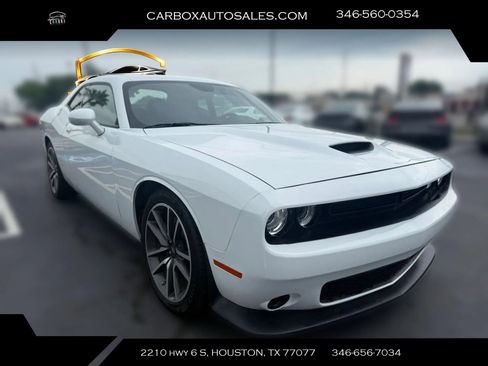 Used 2023 Dodge Challenger R/T image 7