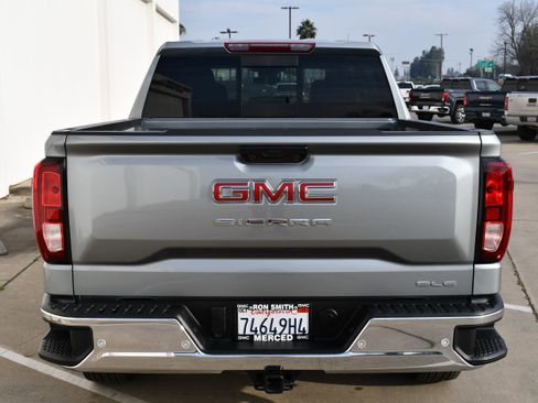 Used 2026 GMC Sierra 1500 SLE w/ Preferred Package image 6