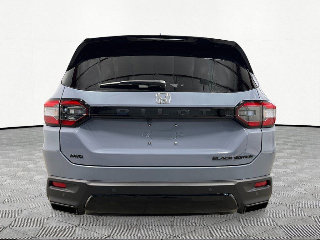 New 2026 Honda Pilot Black Edition image 5
