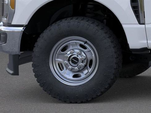 New 2026 Ford F250 XL AWD/4WD image 19