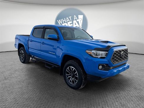 Used 2020 Toyota Tacoma TRD Sport image 1