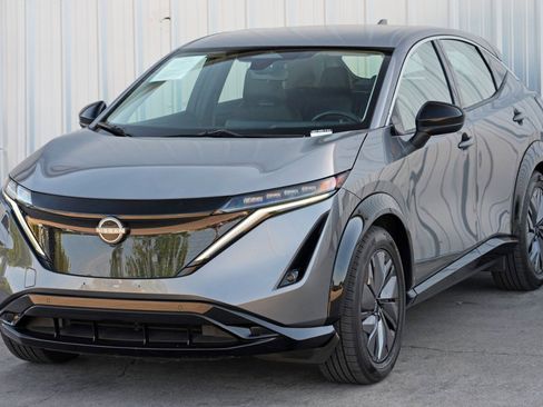 Used 2023 Nissan Ariya FWD image 45