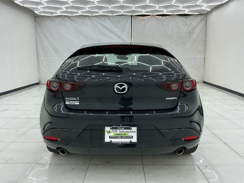 Used 2021 MAZDA MAZDA3 s FWD image 9