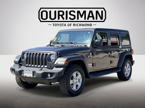 Used 2018 Jeep Wrangler Unlimited Sport S AWD/4WD image 23