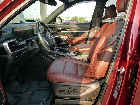 Used 2023 Kia Telluride EX image 13