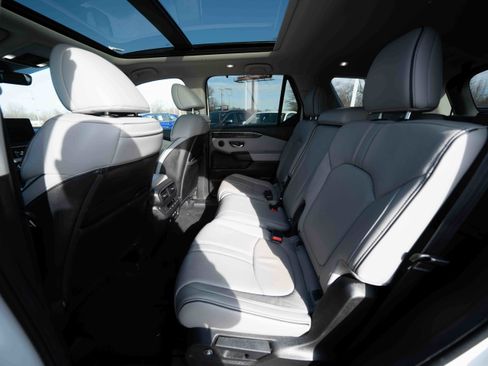 Used 2023 Honda Pilot Elite image 23