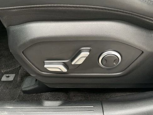 Used 2025 Hyundai Santa Fe SEL image 12