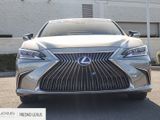 Used 2021 Lexus ES 300h w/ Luxury Package image 2