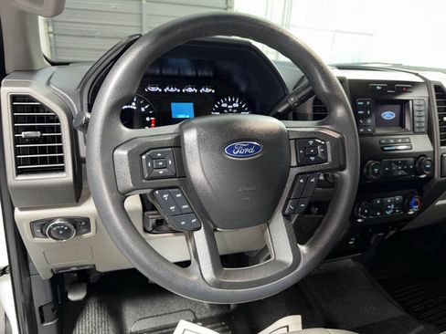 Used 2022 Ford F250 XL w/ Power Equipment Group AWD/4WD image 14