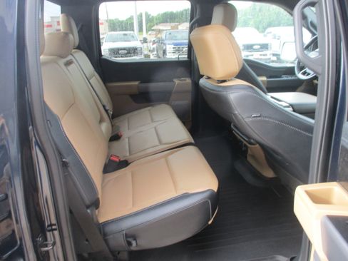 Used 2023 Ford F150 Lariat w/ FX4 Off-Road Package AWD/4WD image 11