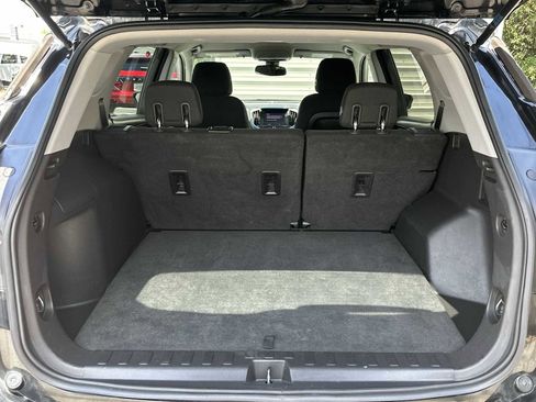 Used 2020 GMC Terrain SLE FWD image 25