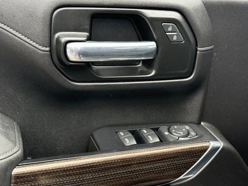 Used 2020 Chevrolet Silverado 1500 RST AWD/4WD image 17