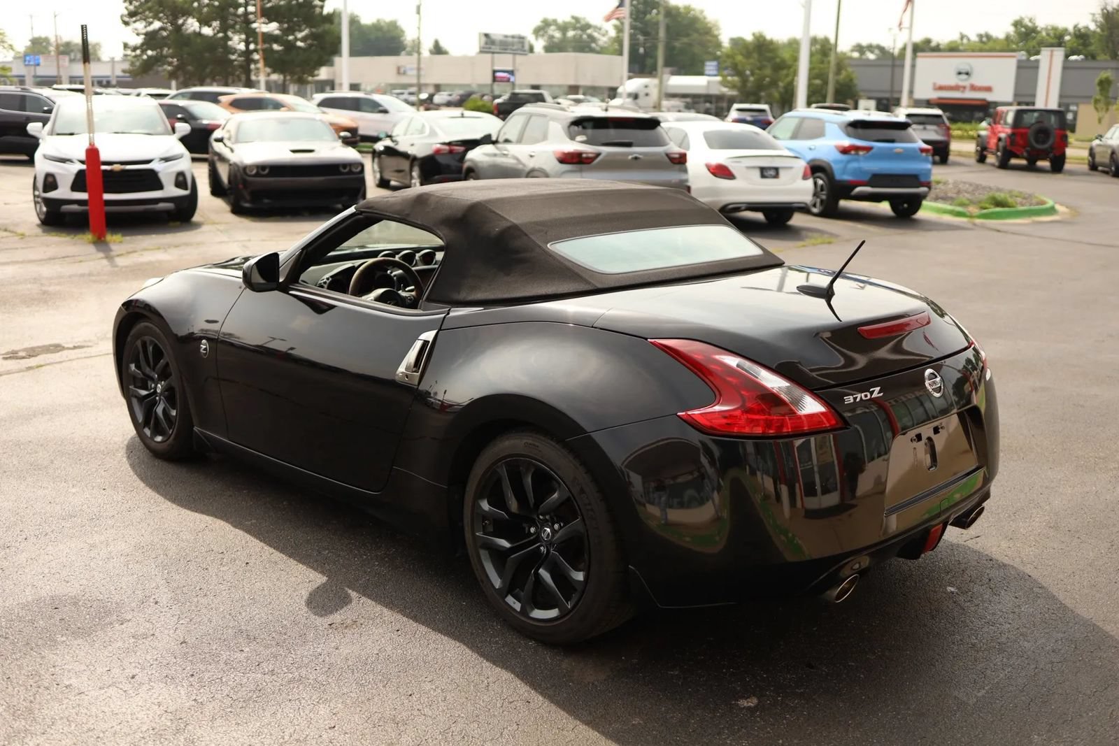 Used 2019 Nissan 370Z Touring RWD image 53