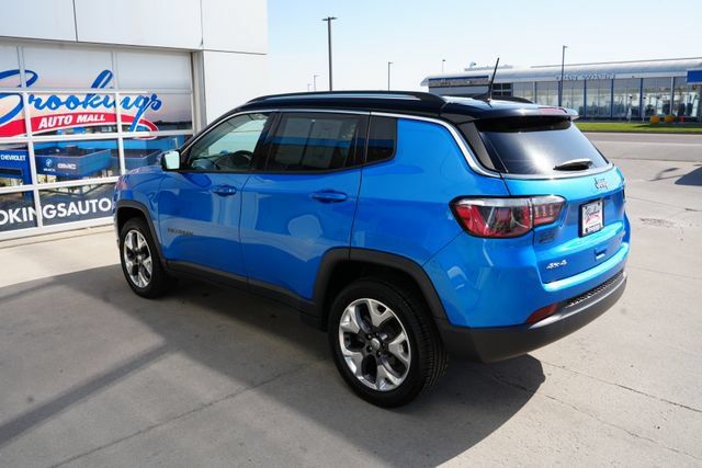 Used 2019 Jeep Compass Limited AWD/4WD image 34