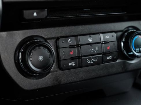 Used 2018 Ford F150 XLT w/ Equipment Group 302A Luxury image 19