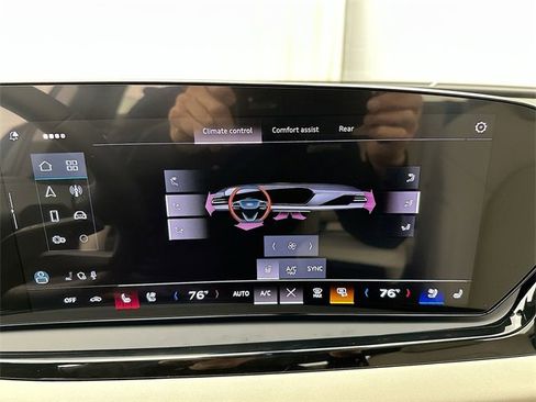 Used 2025 Audi A5 2.0T Prestige image 19